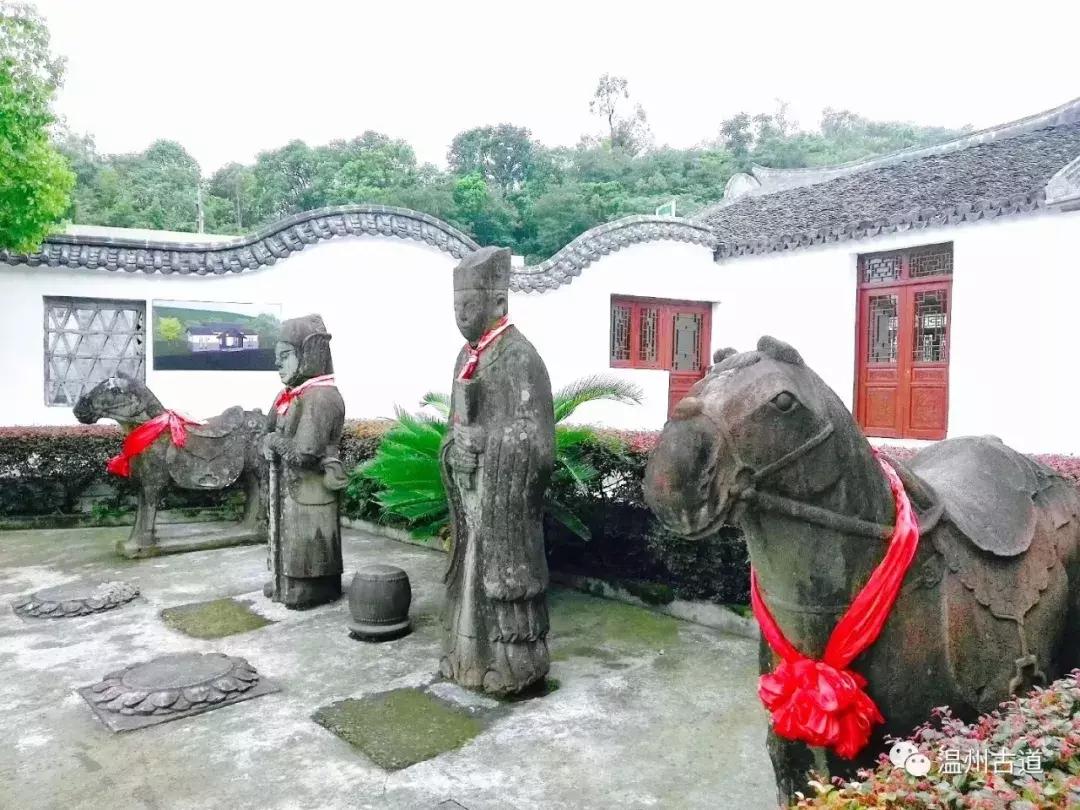 平阳鸣山古村落图片,千年古村平阳县鸣山村古城夜景
