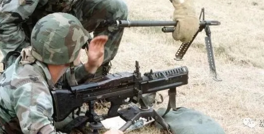 美国枪发展历史视频,美国枪史