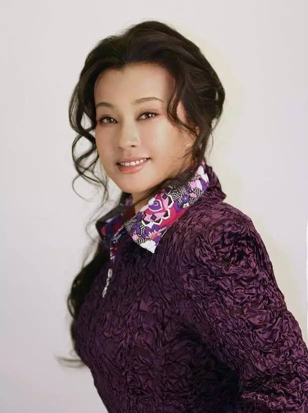 刘晓庆回顾十六年前的逃税案始末,刘晓庆当年欠了多少税款