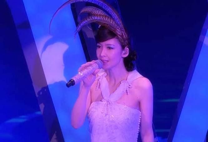 吴尊十年前照片对比,吴尊十几岁到40多岁的全体照片