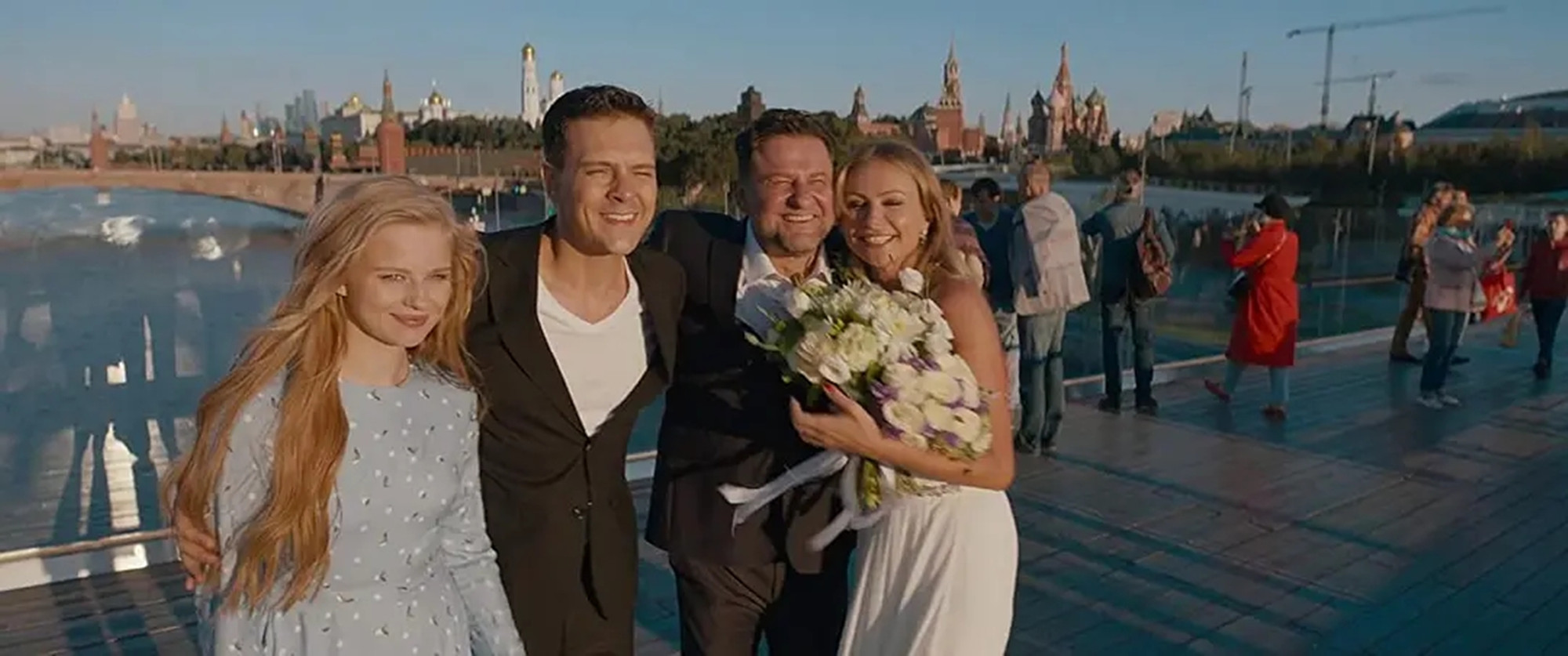 俄罗斯生活纪录片令人震惊的,揭秘富人奢靡生活的电影