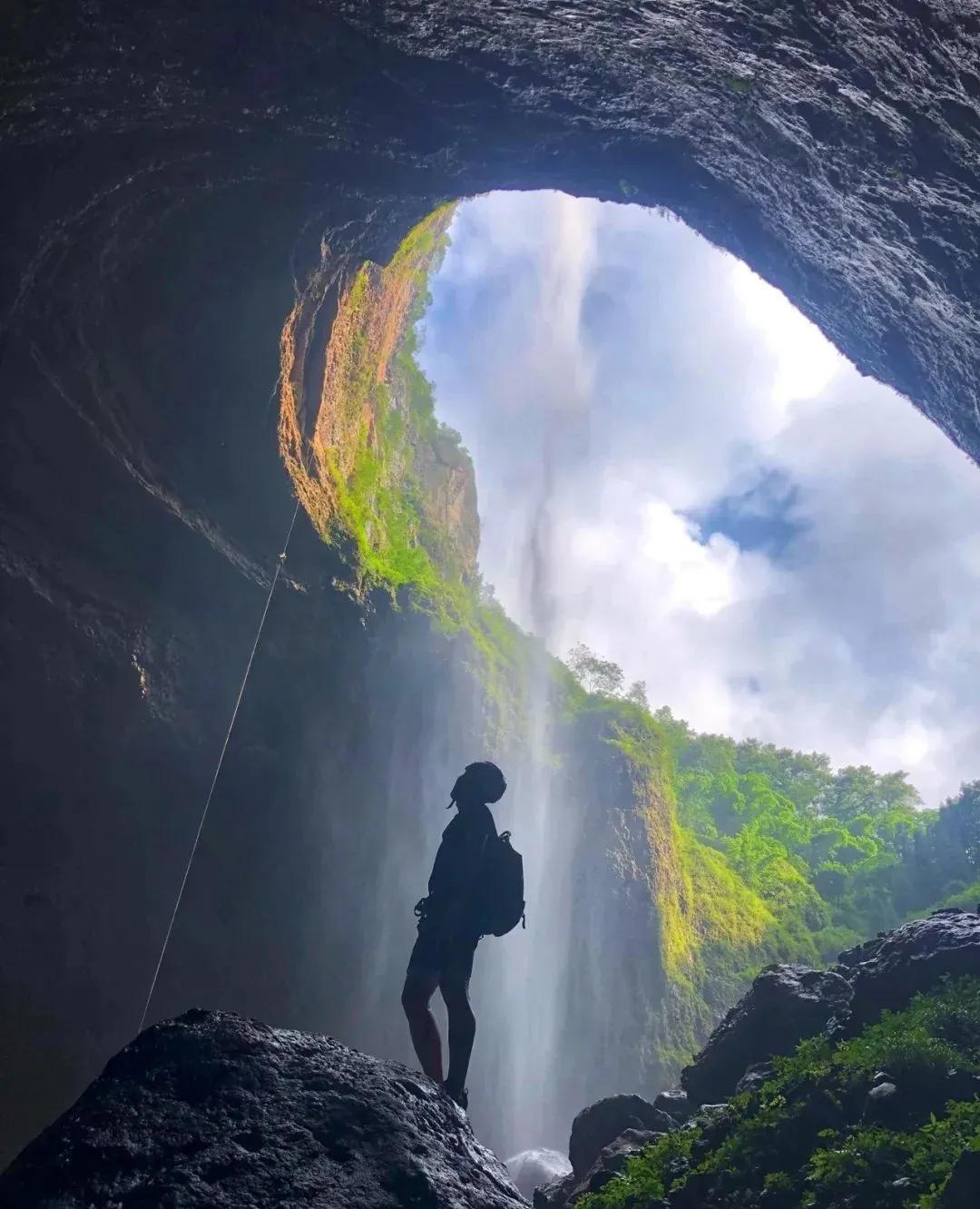 成都周边凉快又可以耍水的地方,成都周边哪有耍水的地方