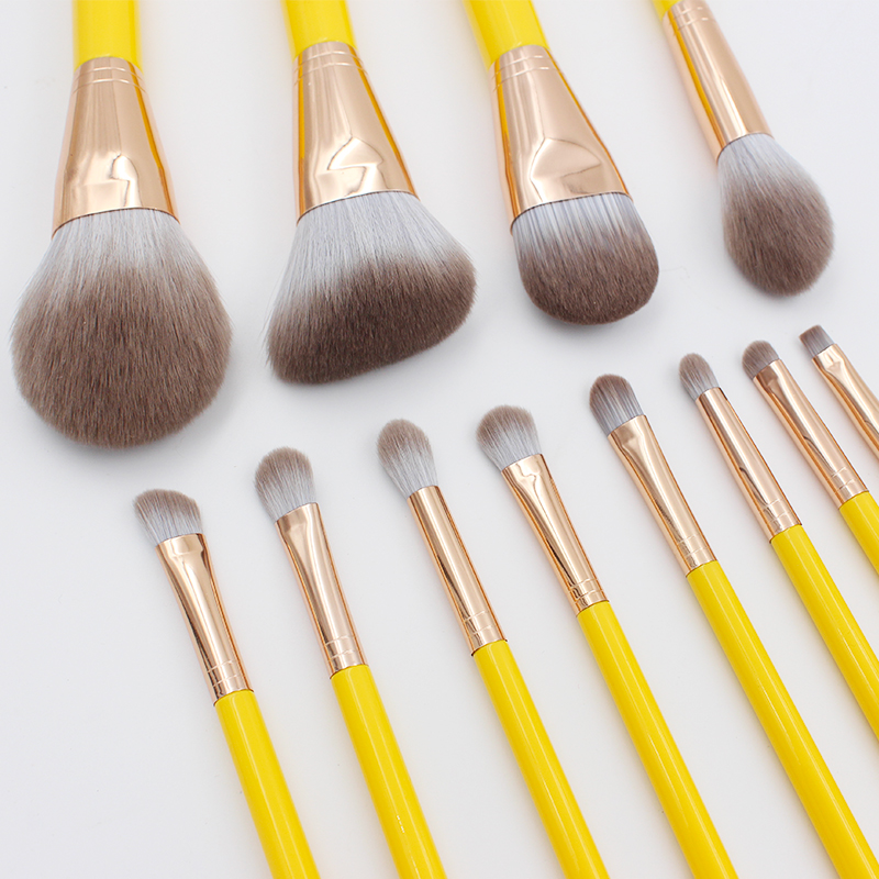 别再用手上妆了,这5套平价好用的化妆刷,送给精致的女孩们