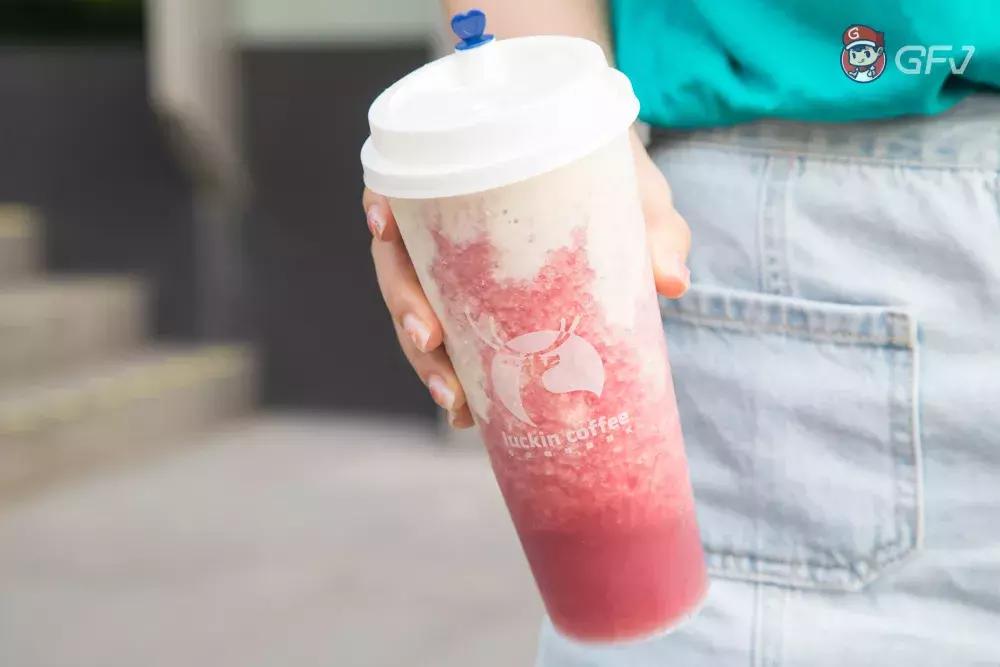 瑞幸和kfc咖啡谁的好喝,瑞幸咖啡奶盖茶上线真的好喝吗