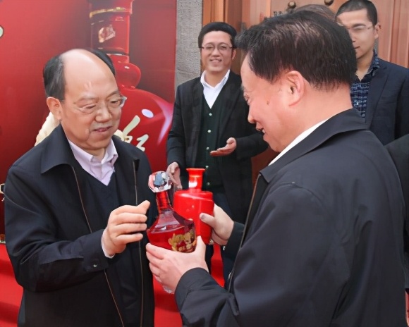 独家：剑南春被诉未缴足一员工社保称致其无法获养老金