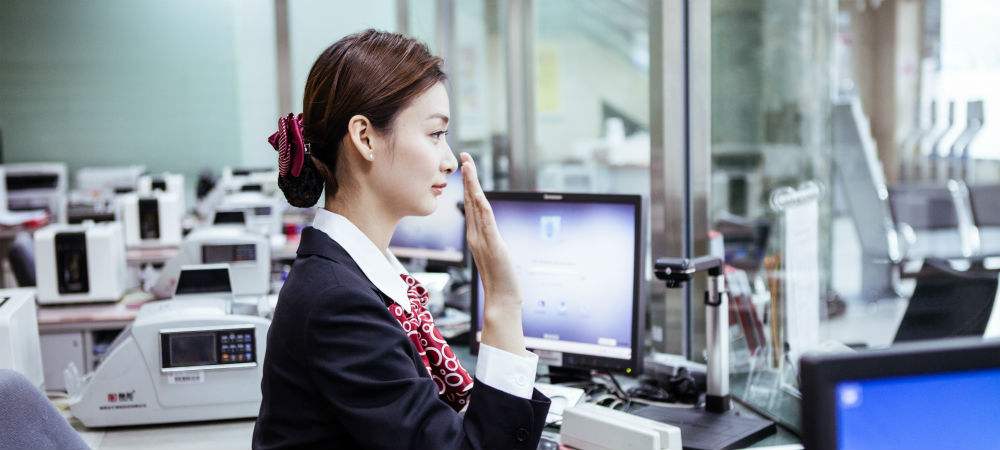 农行黑金卡最高一天可以转账1亿,转账超过1亿要多长时间