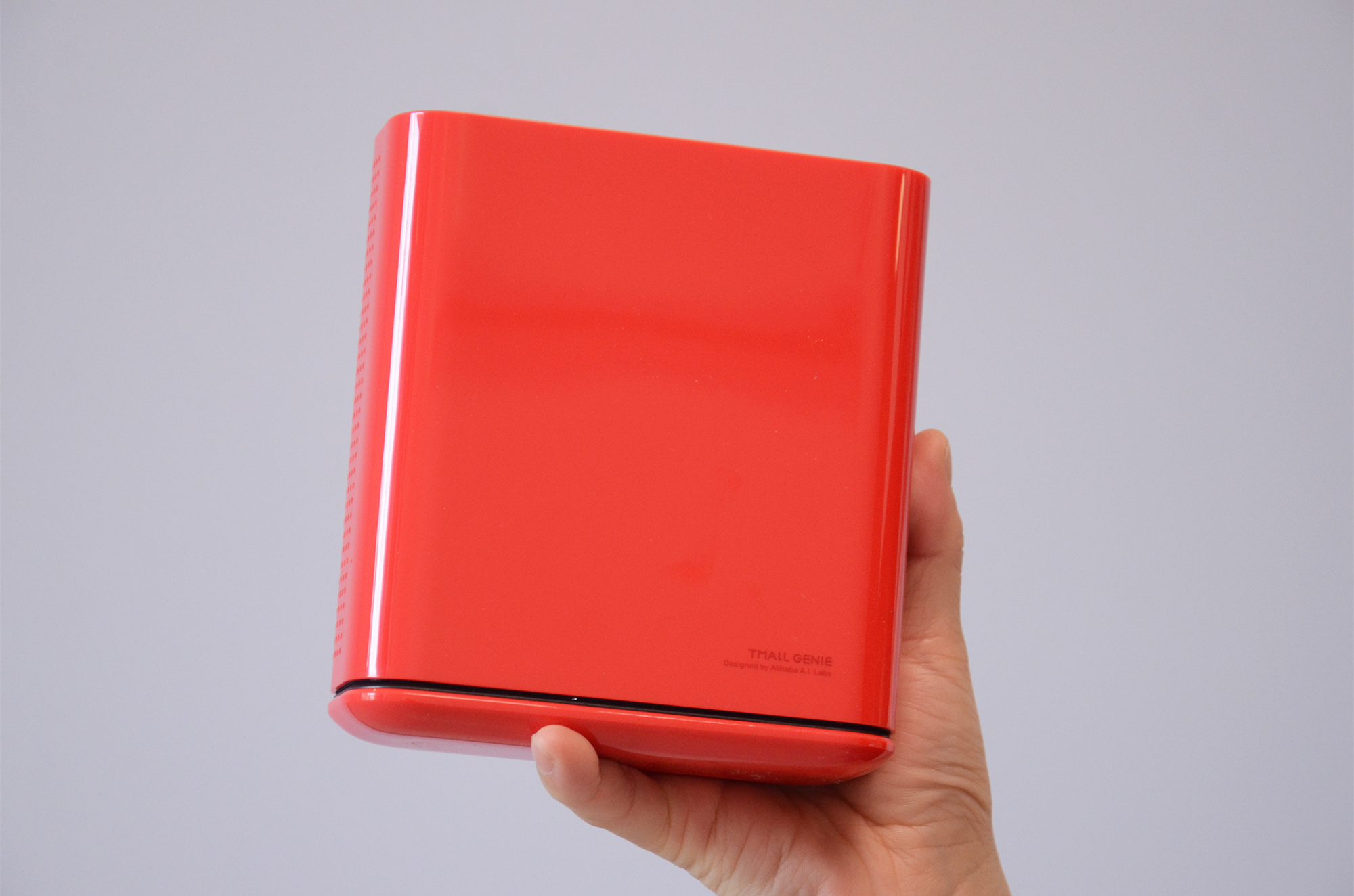 投影仪小巧可以投天花板,投影仪可以做到很小吗