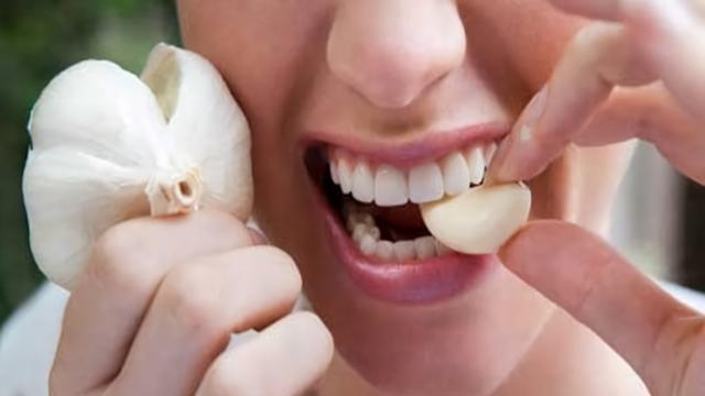 口臭怎么办一招解决口臭,经常口臭吃什么药能断根