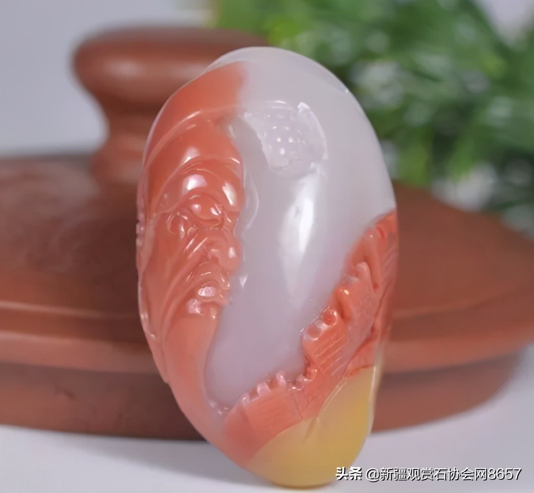 金丝玉有油润度吗,金丝玉功效寓意