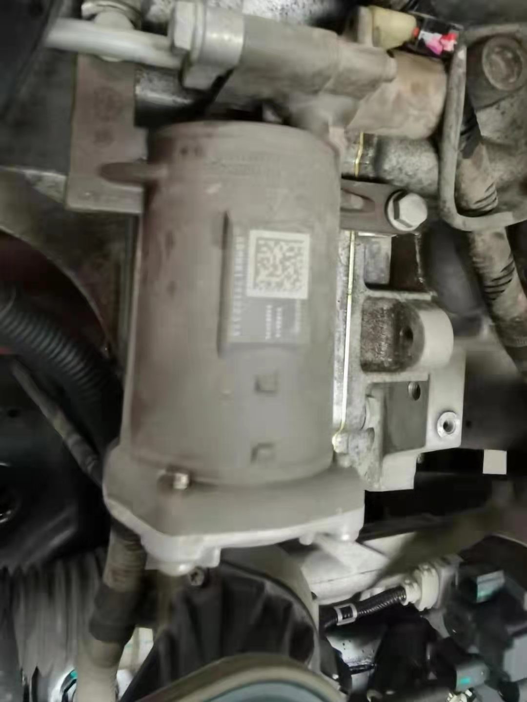 别克昂科威辅助油泵泄压怎么处理,昂科威辅助油泵压力泄漏