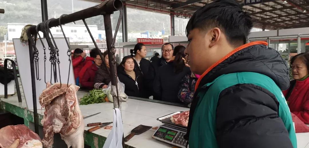 买买买！雅安有储备猪肉投放到雨城啦，19元买肉，你买到了没？