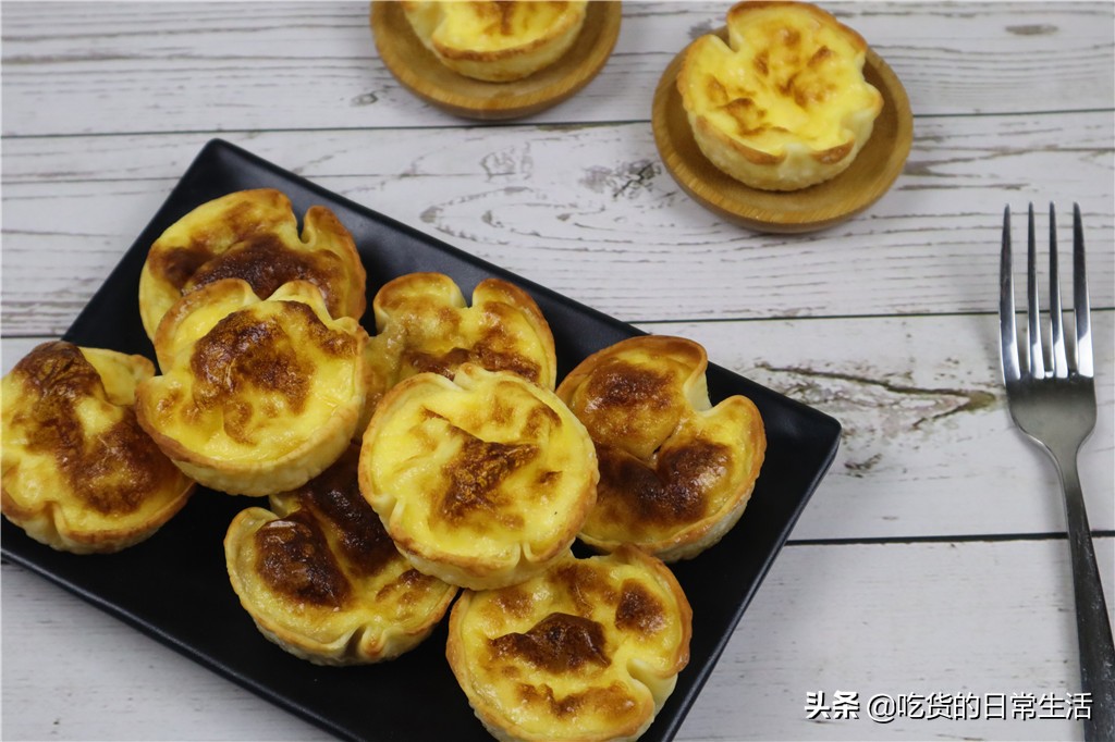 自制蛋挞底部很软,最最简单的蛋挞制作味道堪比kfc