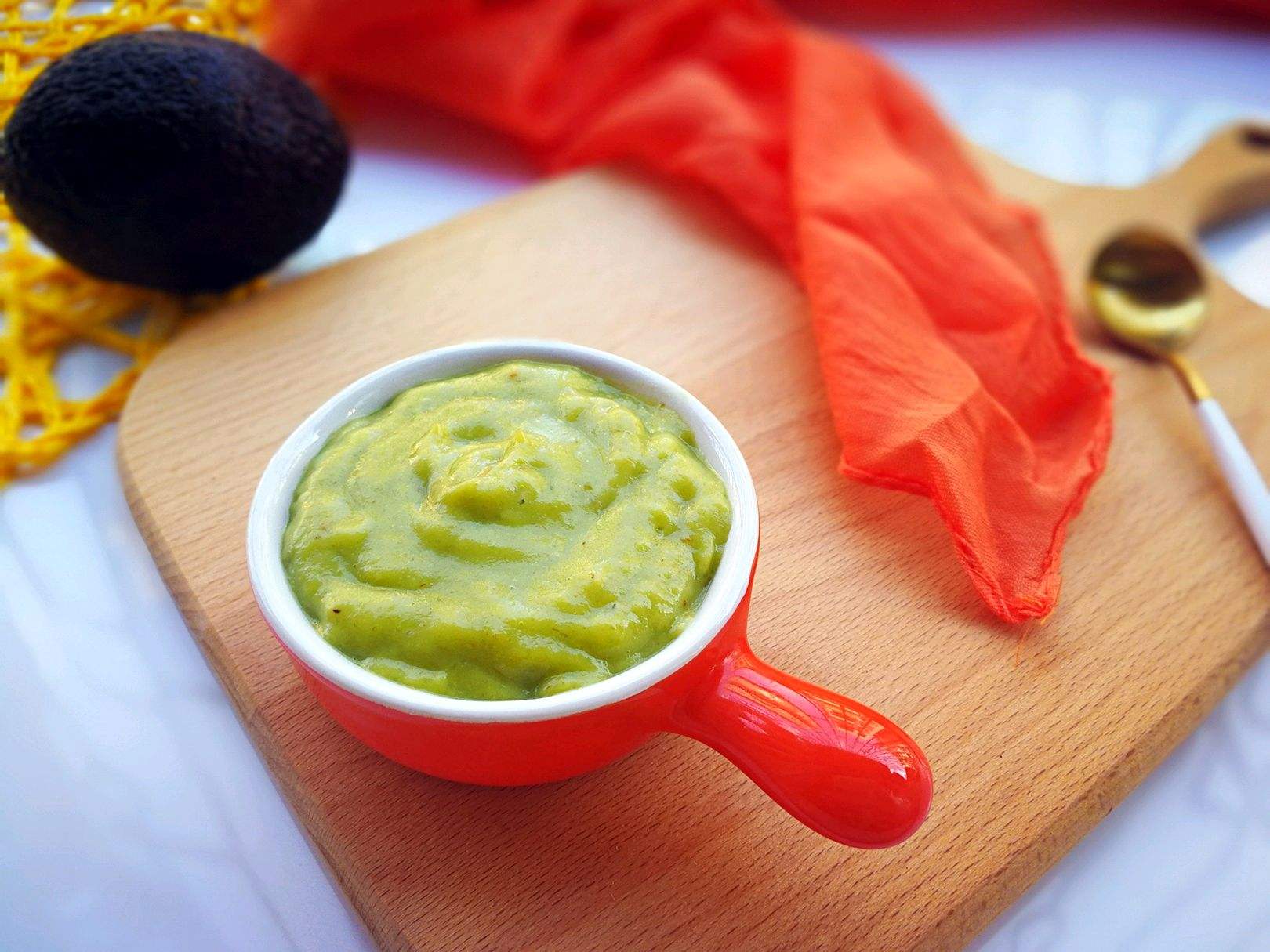 宝宝二岁多了还不咋会说话有事吗,宝宝二岁不会说话什么都知道