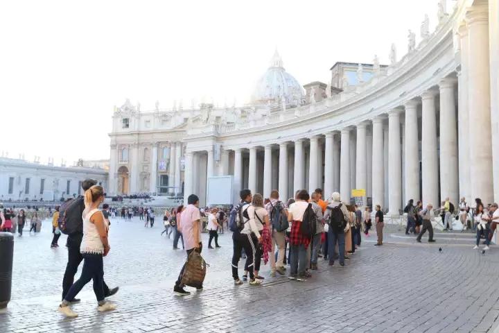 意大利秋季穿衣搭配,一周法式衣服搭配图片