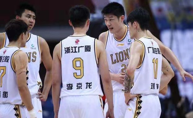 广州男篮签的状元,广州男篮引援郭士强