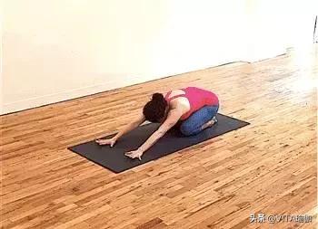 瑜伽倒立练出你的好气色,瑜伽倒立劈叉抗衰老体式