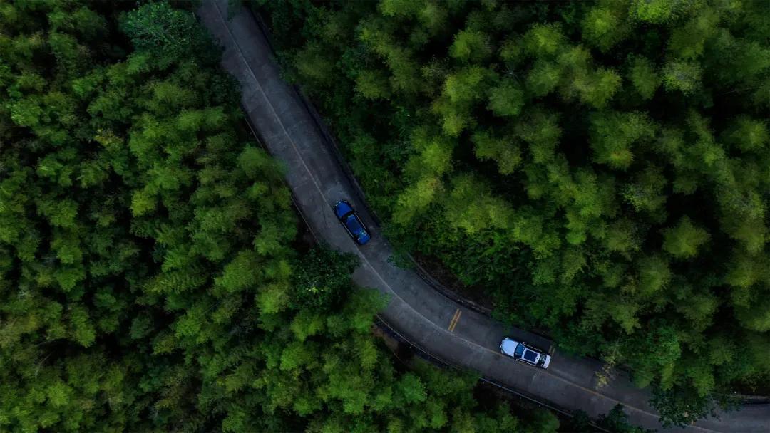 新款宝马535le评测,宝马535le和奔驰e350