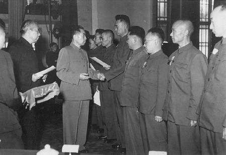 1955年授衔上校相当于什么级别,1955年授衔的将军还有健在的吗