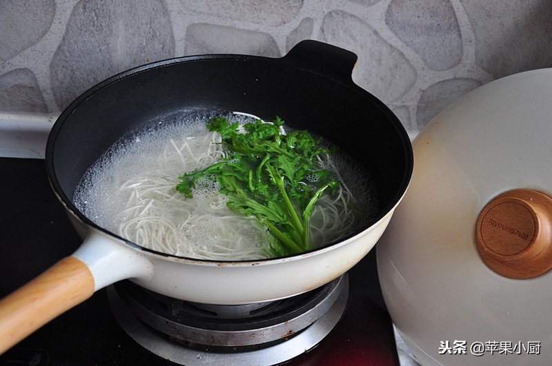 煲过的鸡怎么搞,煲鸡汤的鸡没吃完