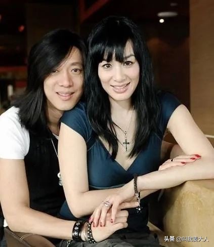 钟丽缇情史,钟丽缇几岁嫁张伦硕