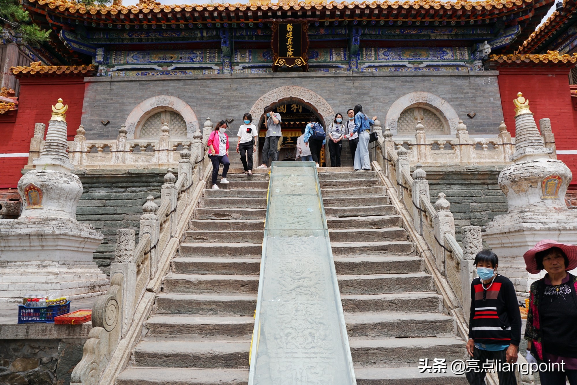 中国佛教四大名山之五台山风光,佛教四大名山之五台山清凉寺