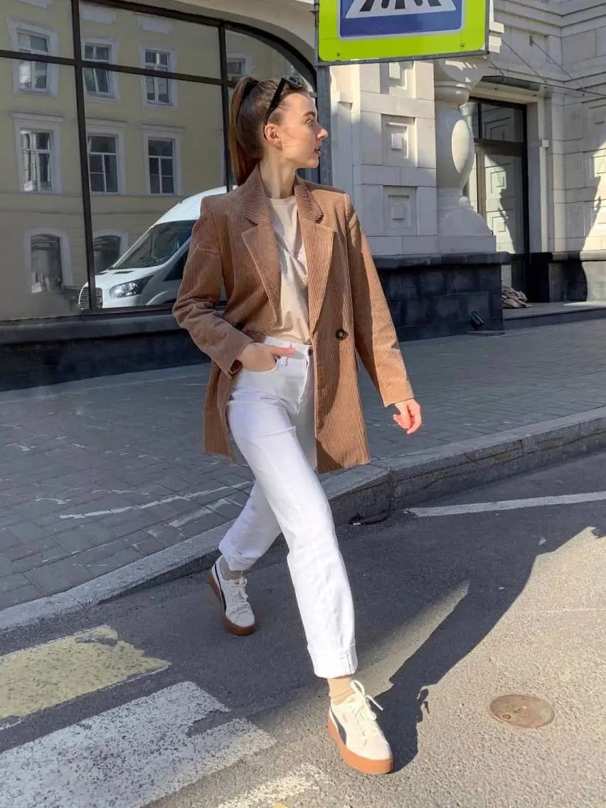 秋冬不露脚踝穿法火了,今年冬天流行九分裤露脚踝穿法