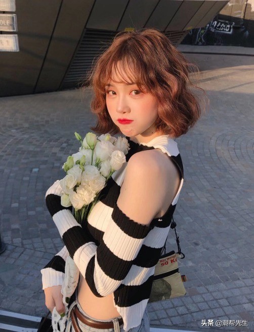 羊毛卷好看显气质有几款,今年流行什么半烫梨花卷