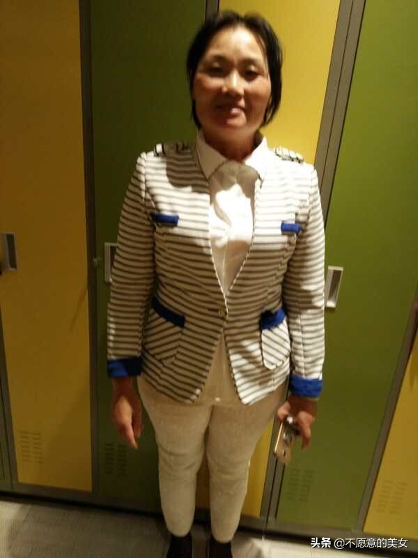 可爱的少妇自拍越来越丰满越来越成熟了