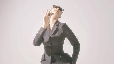 从万人嘲到万人捧,从万人嘲到万人迷