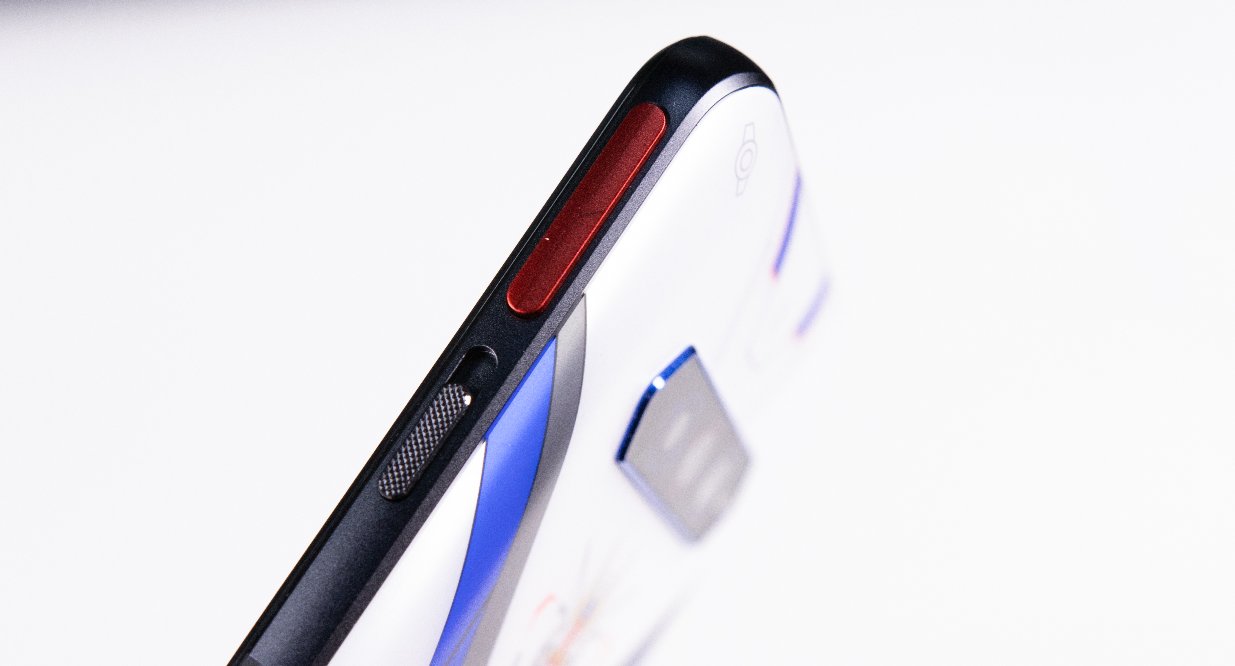 黑鲨4s高达限定版多少钱,黑鲨4spro高达限定版