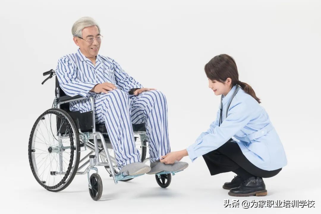 如何做养老服务行业,养老培训行业发展前景