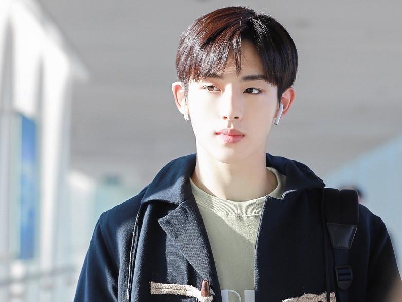 sm回应董思成演戏,董思成和sm解约了吗