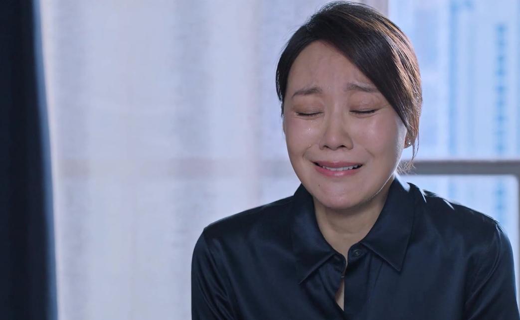 突围中石红杏与林满江亲密关系,石红杏为什么最后要拥抱林满江