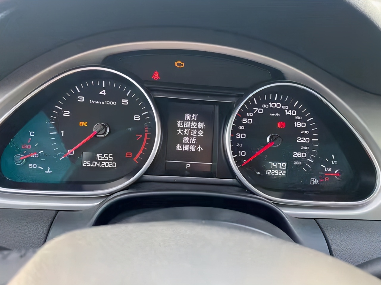 6年二手车一年折损多少,五万公里奥迪q7二手车值不值得买