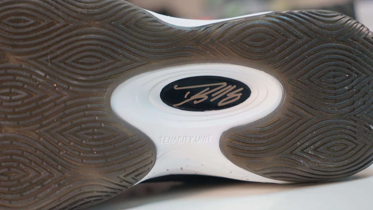 WEN开箱｜霍华德4开箱简评，减配不减价