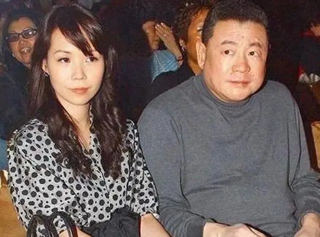 吕丽君回到大刘身边了吗,吕丽君为什么离开刘銮雄