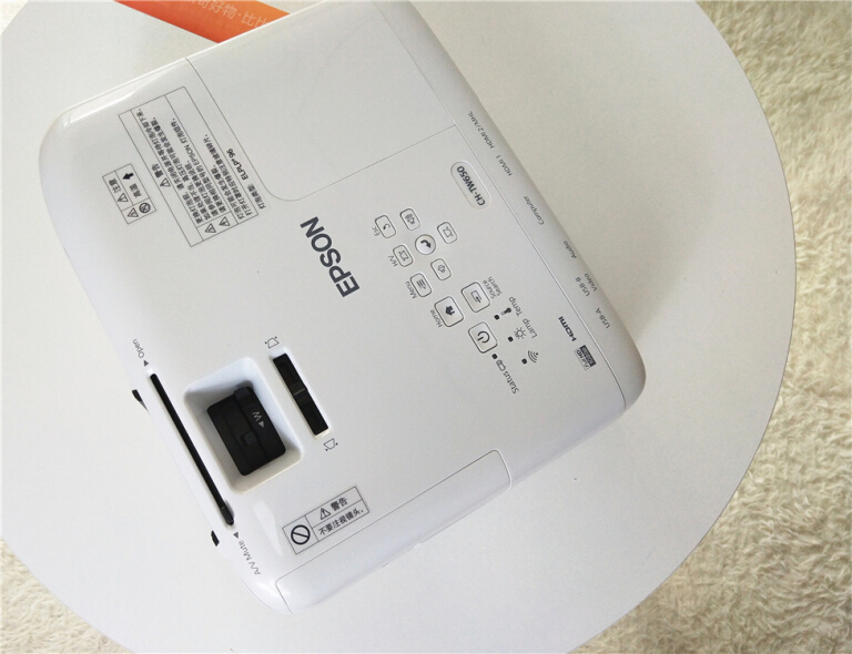 爱普生tw650对比tw5700tx,爱普生投影仪ch-tw650怎么调大小