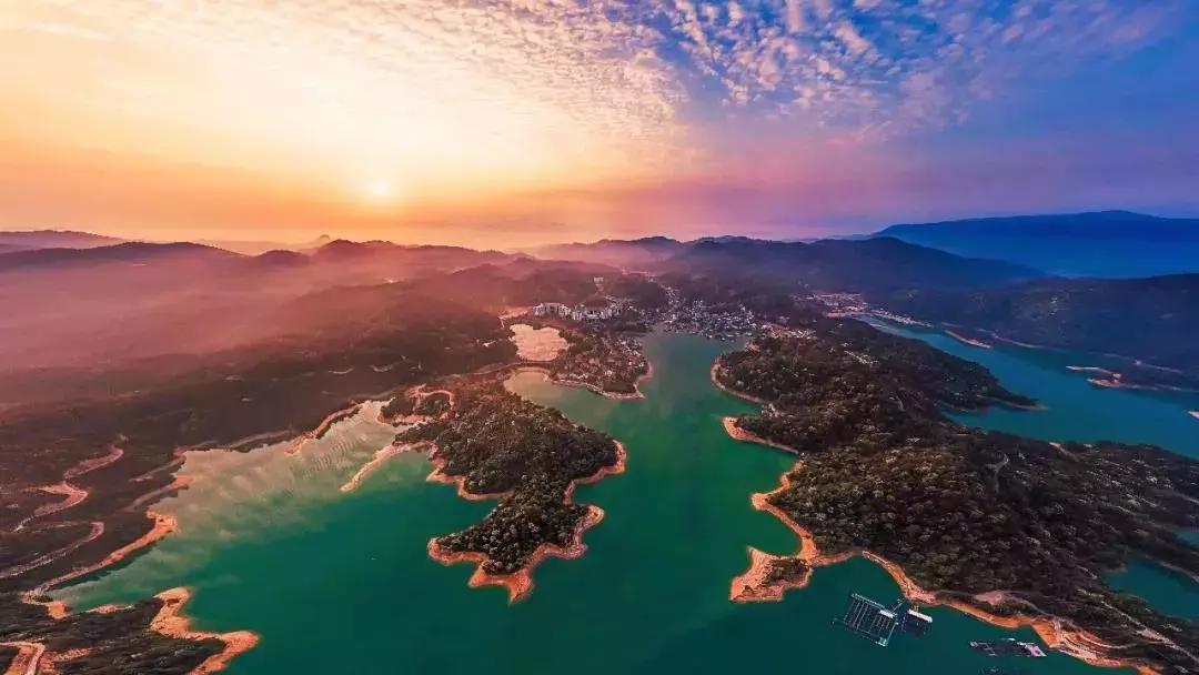 河源万绿湖特色,万绿湖别样的美