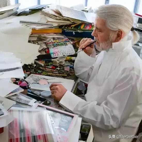 爱zuō、毒舌、抢好友的猫…这里有老佛爷15件不为人知的事！