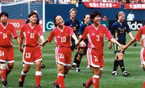中国女足18年后重返世界杯,女足给中国足球带来一丝希望