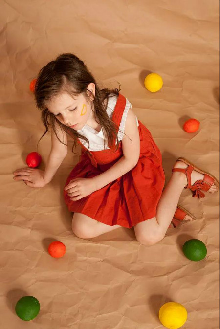 童装配色灰色,今年童装颜色流行