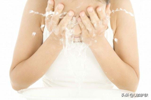 白糖洗脸的正确方法淡化痘印,白糖蜂蜜去角质真的有用吗