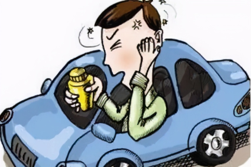 晕车晕得想吐,晕车晕到怀疑人生吐得一塌糊涂