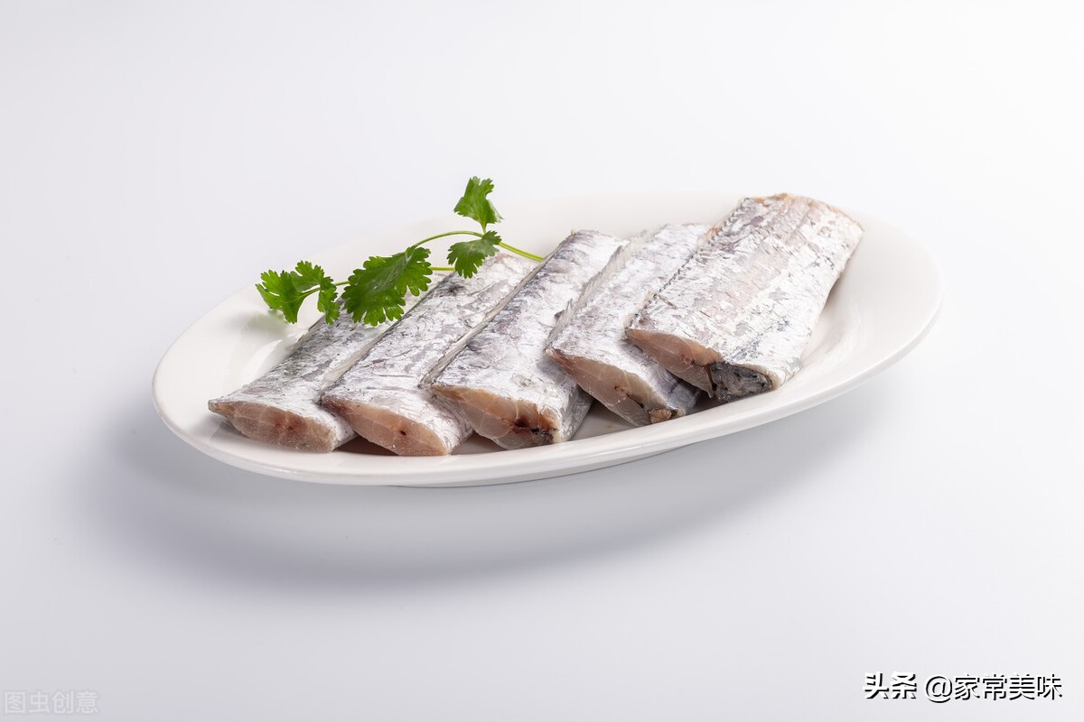 深海带鱼哪里来的,深海带鱼最便宜的海鲜