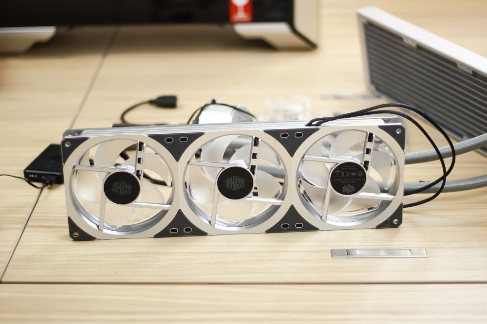 索泰rtx2080ti-xgamingoc拆解,索泰2080ti装机