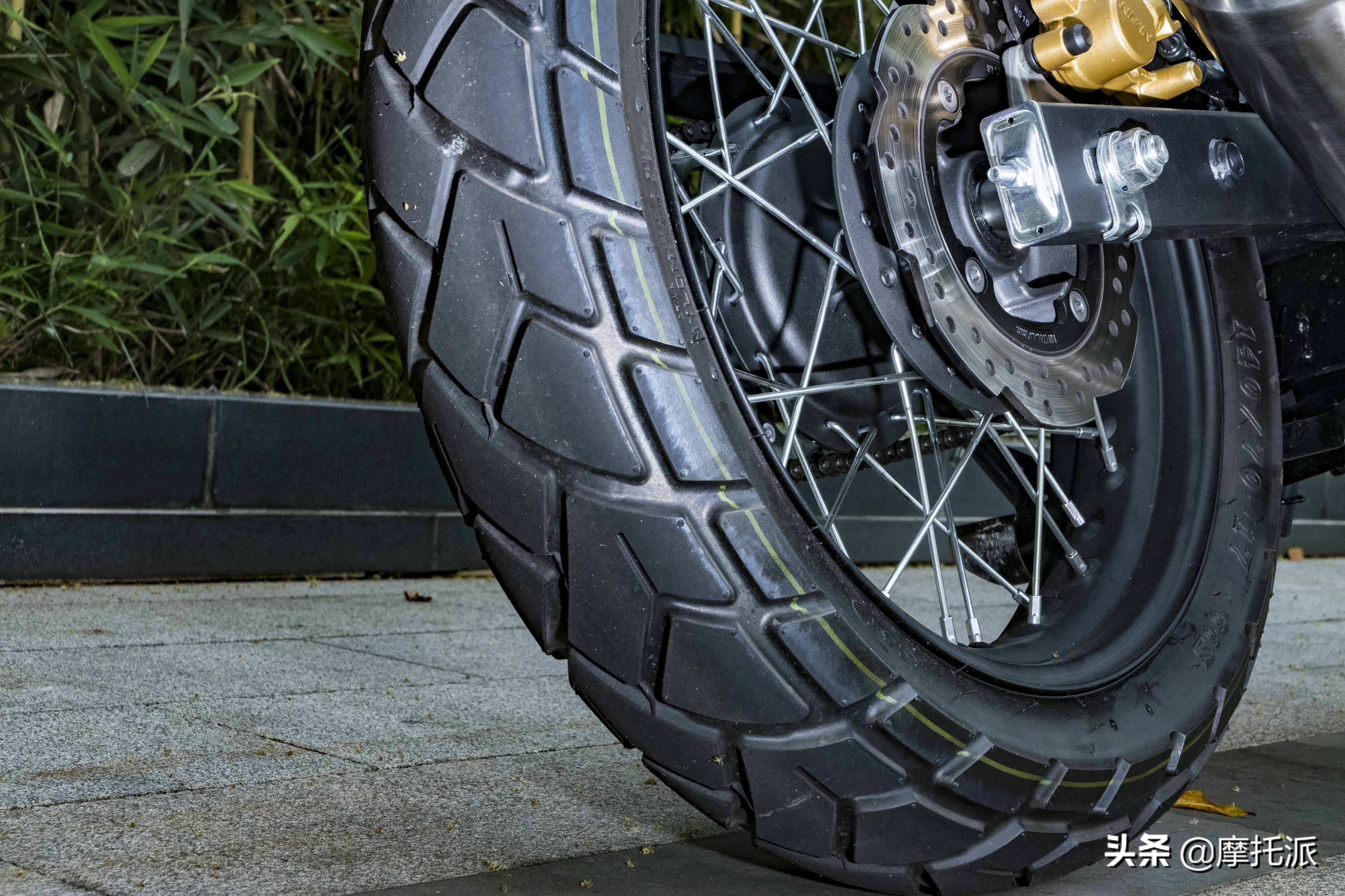 五羊本田鸷道190ss深度测评,新大洲本田cbf190tr和鸷道190