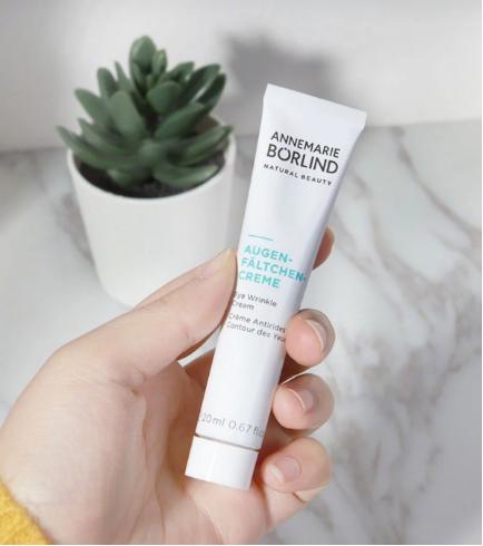 眼霜什么年龄使用迪奥,科颜氏保湿眼霜适合什么年龄