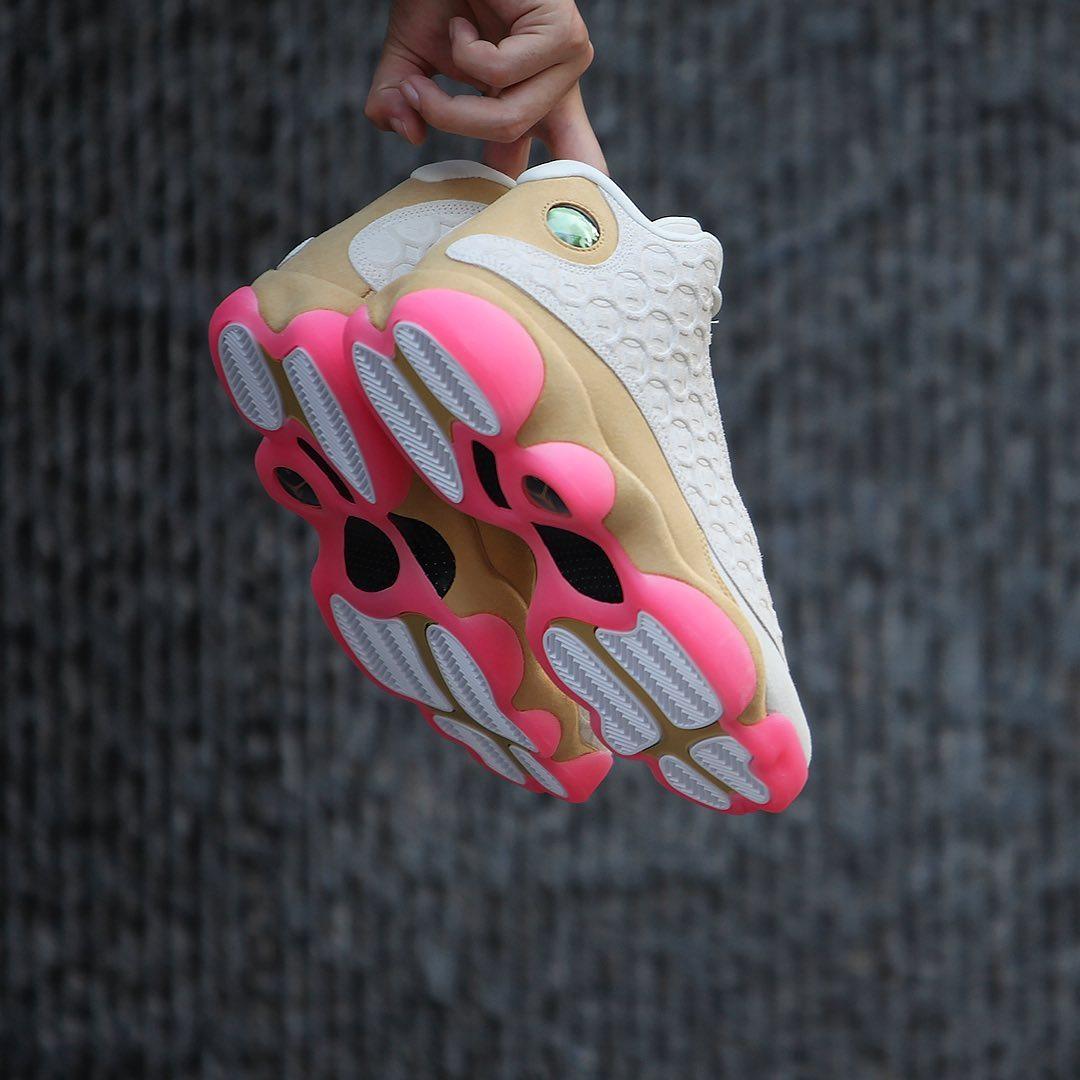 nike史上销量第一,nike近两年销售量对比图