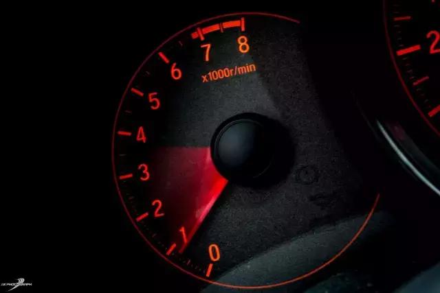 最好看的飞度gk5,平民超跑王位交替新评本田飞度gk5