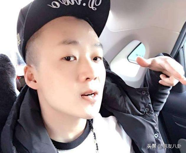 杨坤diss惊雷时放的什么歌,杨坤diss惊雷唱过惊雷的怎么回应